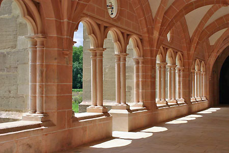 Abbey de Cîteaux cloister.  Wikipedia.