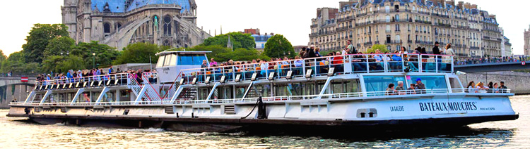 Bateaux Mouches on River Seine.  Copyright Bateaux Mouches web site.