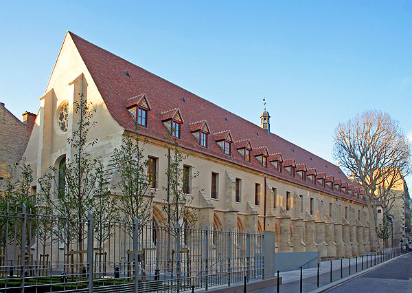 Collge des Bernardins - simple Gothic - Credit:  Wikipedia