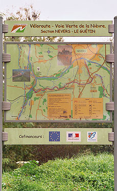 Biking routes Nevers to Le Guétin. © 2009-2011 Cold Spring Press.  All rights reserved.