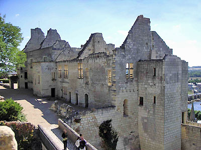 Chinon before restoration.  Wikipedia.fr