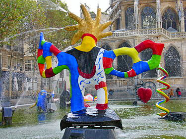 Fontaine Stravinksy.  Wikipedia