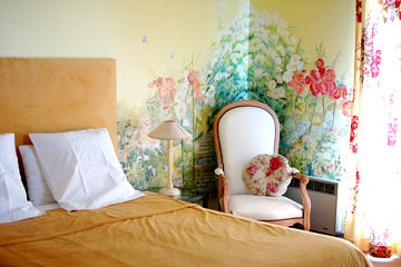 Guest room at L'Atalaya from their web site.