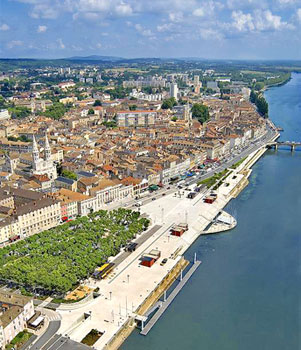 Aerial of Mcon on the Sane River. Photo courtesty of Mcon Tourist Office web site.