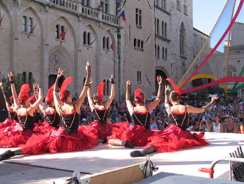 Narbonne Dancers - Copyright Marlane O'Neill 2009.  All rights reserved.