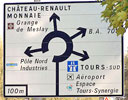 Approaching rond point