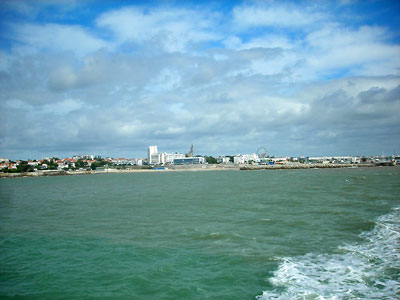 Royan from the Ferry to the Médoc.  Copyright Cold Spring Press.  All rights reserved.
