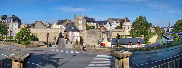 rue Jehan de Bazvalan.  Photo Wikipedia.