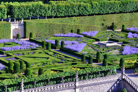 Villandry Gardens.  Courtesy www.chateauvillandry.fr